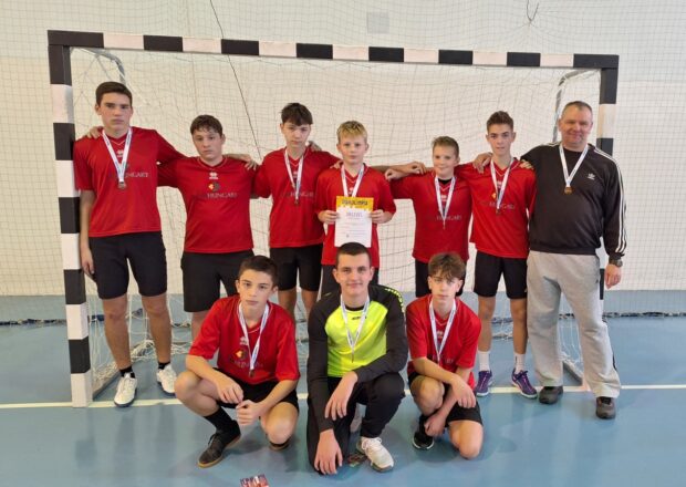 Futsal vármegyei elődöntő