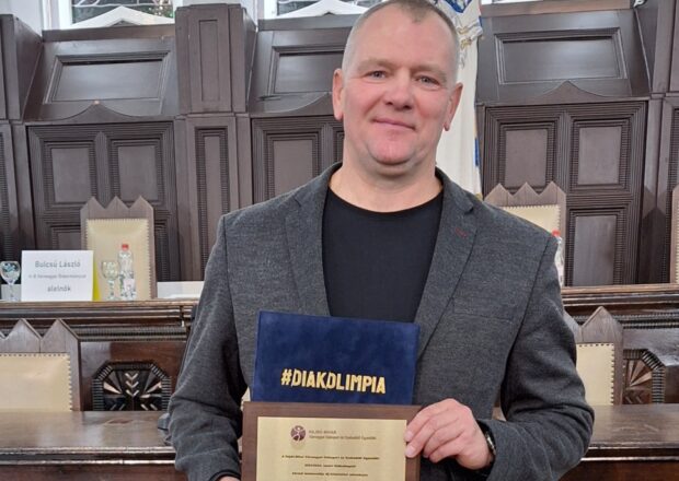 Püspökladányi körzet testnevelője díj kitüntetés