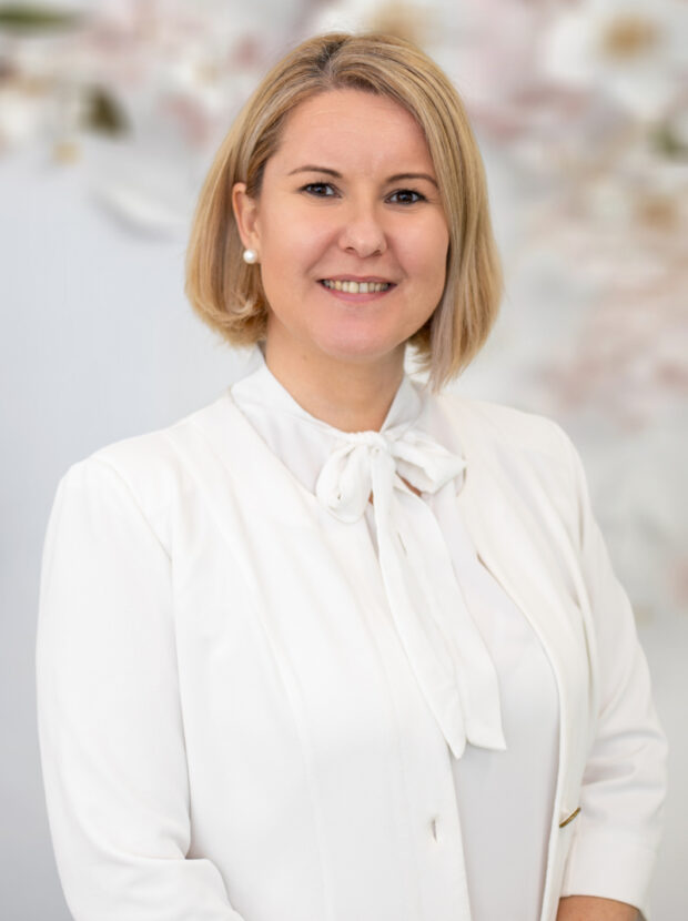 Szabó-Faragó Zsuzsa