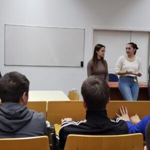 7.a és 7.b osztály - Intézménybejárás