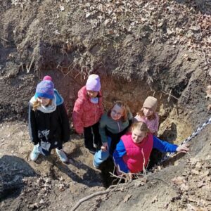 Farkasszigeti látogatás - talajszelvény megtekintése