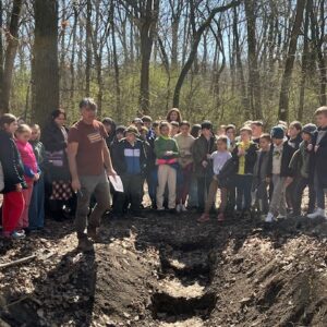 Farkasszigeti látogatás - talajszelvény megtekintése