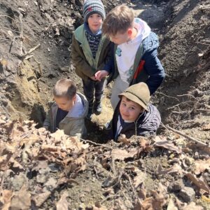 Farkasszigeti látogatás - talajszelvény megtekintése