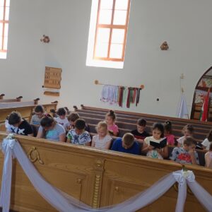 2.a osztály - Bibliaolvasás