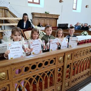 „Ne hagyjátok a templomot,  A templomot s az iskolát!” rajzpályázat