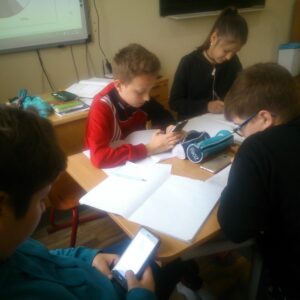 DTH 2017 - Digitális kompetenciafejlesztés matematika órán