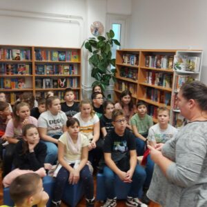 5.a osztály - Könyvtárismereti óra a Kecskés Gyula Városi Könyvtárban