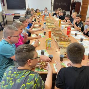 7.a osztály - Pizzázás