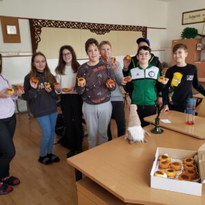 6.a osztály - Kiszebáb-vízbefojtás